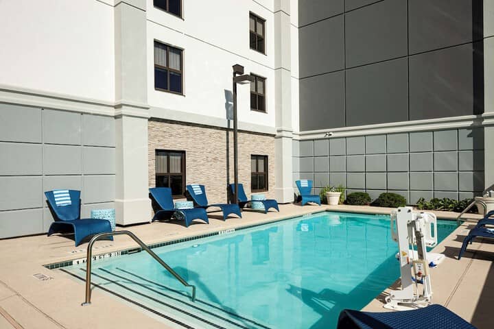Pool 24 of 36